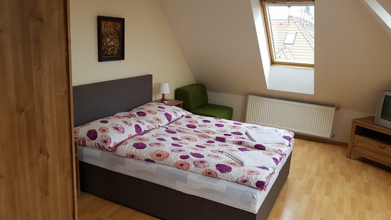 Apartmany Racianska Bratislava Ngoại thất bức ảnh
