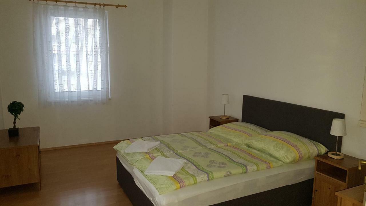 Apartmany Racianska Bratislava Ngoại thất bức ảnh