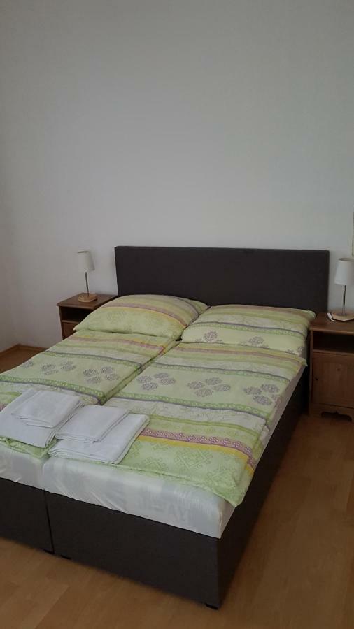 Apartmany Racianska Bratislava Ngoại thất bức ảnh